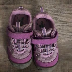 Girls sneakers